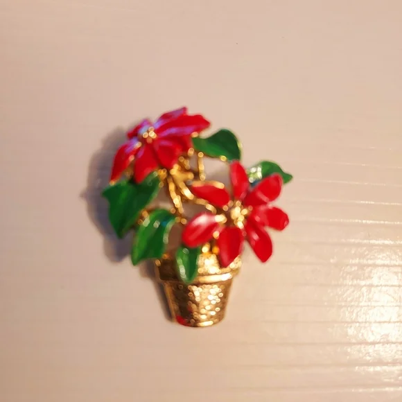 Avon Poinsettia Pot Small Christmas Brooch - Picture 4 of 6